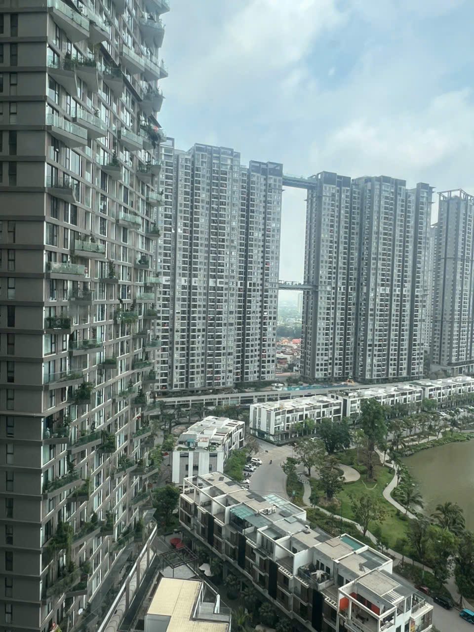 Ecopark nhìn từ căn hộ
